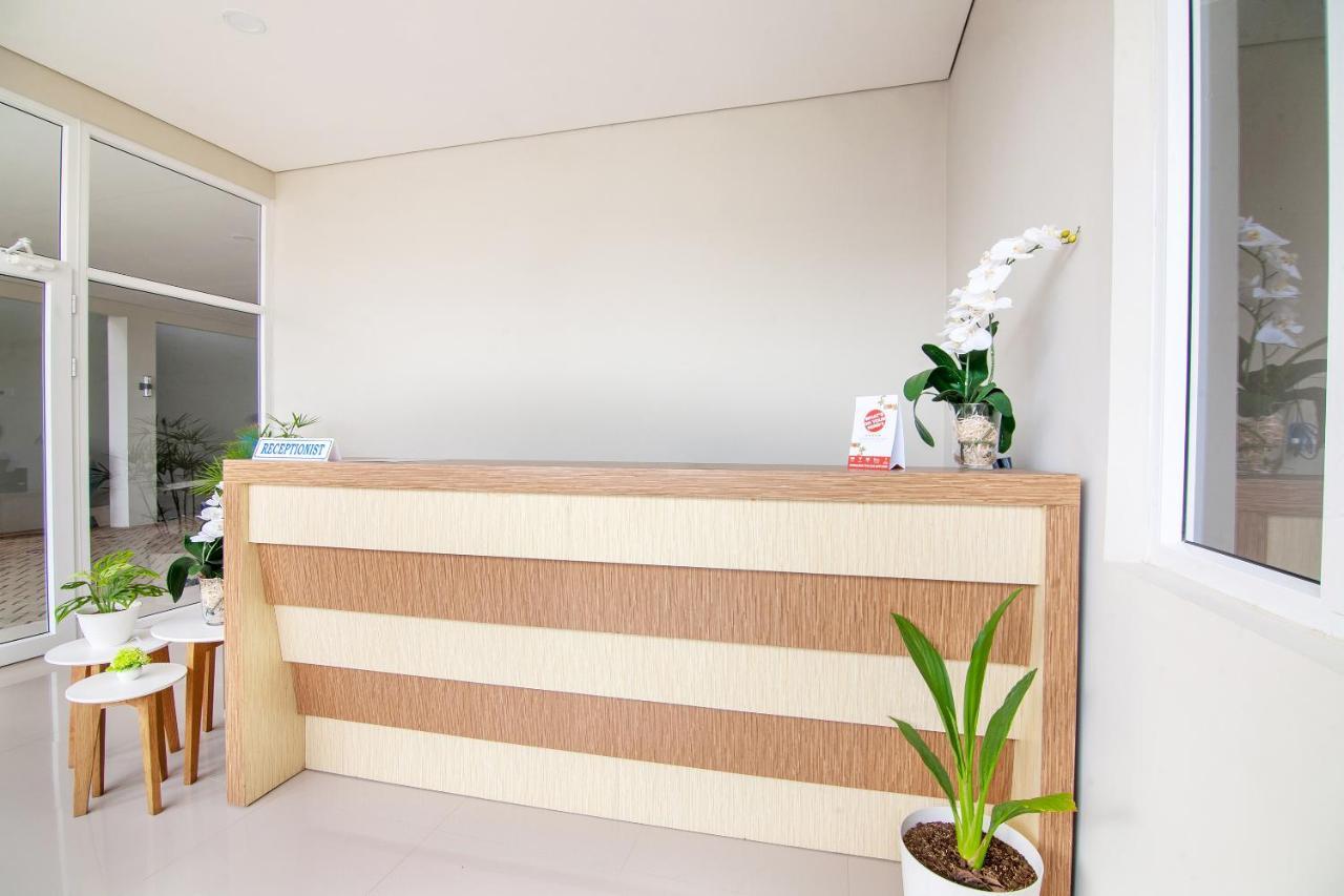 Oyo 2816 Privato Suite Kembaran Exteriör bild