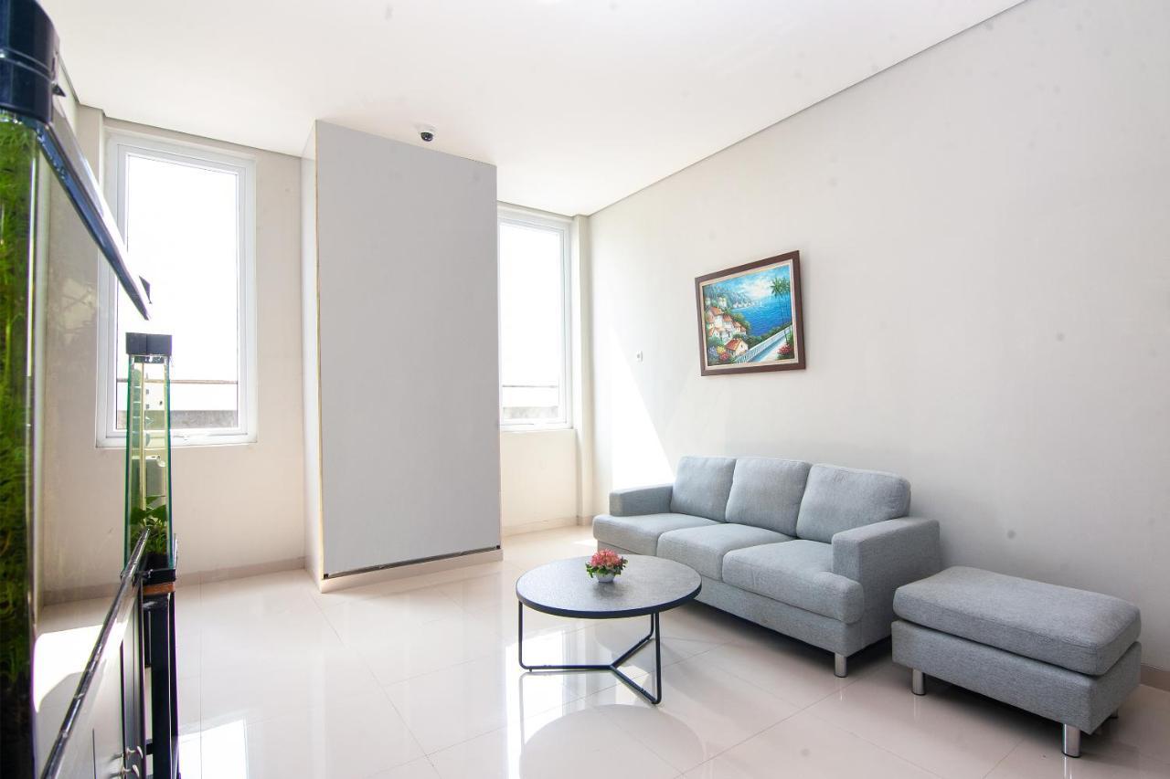 Oyo 2816 Privato Suite Kembaran Exteriör bild